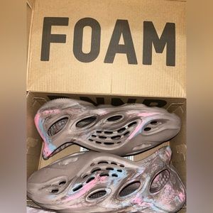 Yeezy Foam Runner 'MX Sand Grey